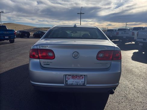 Used 2011 Buick Lucerne CXL image 4