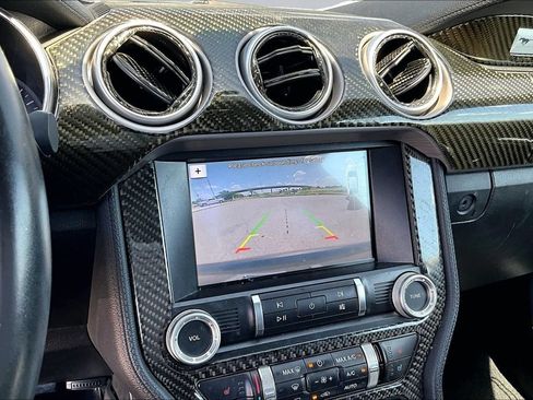 Used 2019 Ford Mustang GT Premium RWD image 19