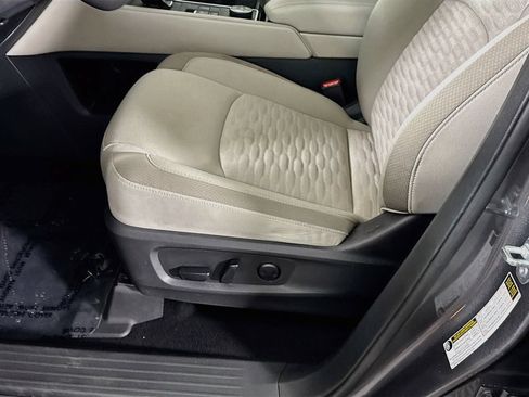 Certified 2022 Nissan Pathfinder SV w/ SV Premium Package AWD/4WD image 25