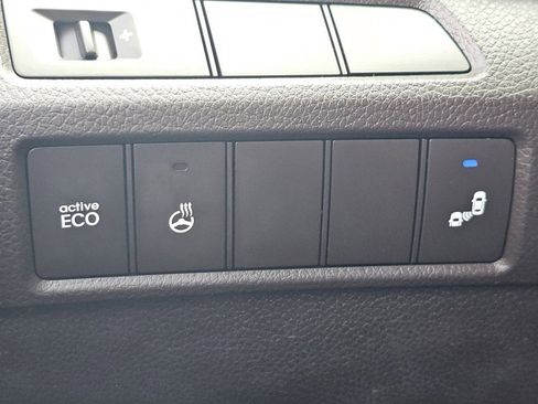 Used 2015 Hyundai Santa Fe Sport w/ Option Group 04 FWD image 10