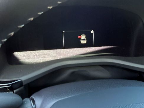 Used 2025 Toyota Camry SE w/ Multimedia Upgrade Package image 19