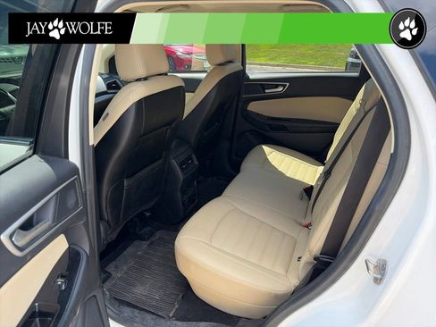 Used 2020 Ford Edge SEL w/ Convenience Package AWD/4WD image 10