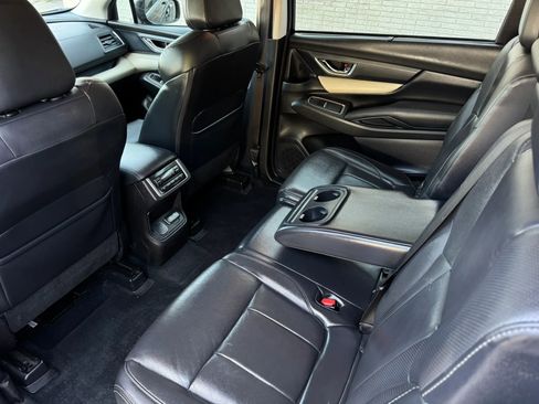 Used 2019 Subaru Ascent Limited w/ Popular Package #3 AWD/4WD image 18
