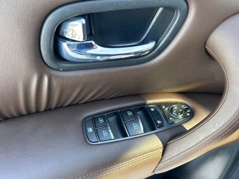 Used 2024 Nissan Armada Platinum w/ Cargo Package image 32