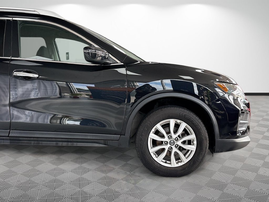 Used 2020 Nissan Rogue S w/ Special Edition Package AWD/4WD image 17