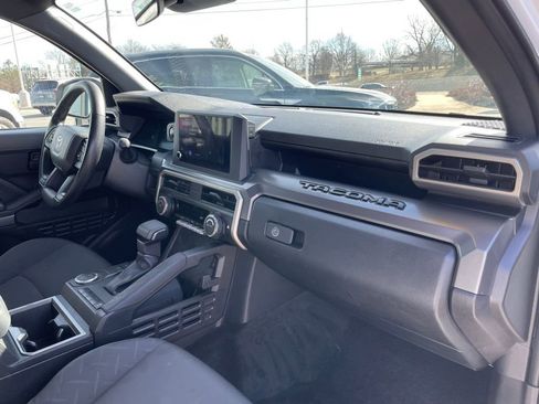 Used 2024 Toyota Tacoma SR5 image 29