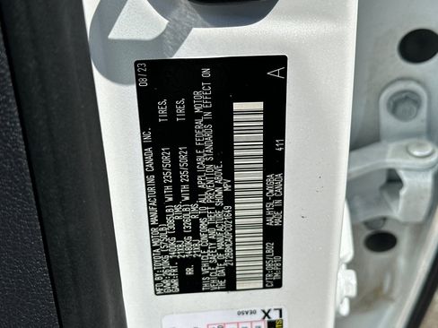 Used 2023 Lexus RX 350 w/ Cold Area Package AWD/4WD image 29