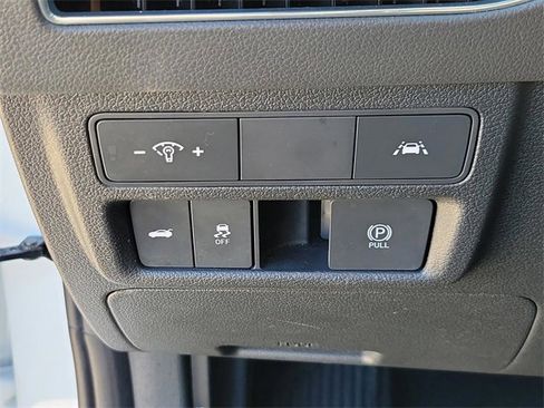 Used 2023 Hyundai Sonata SEL Plus image 31