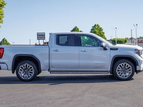 Used 2024 GMC Sierra 1500 Denali Ultimate AWD/4WD image 5