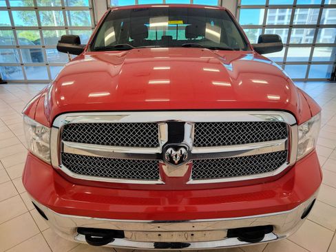 Used 2018 RAM 1500 SLT AWD/4WD image 8
