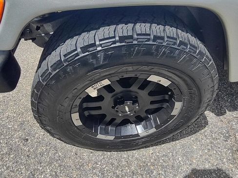 Used 2006 Jeep Wrangler Unlimited image 17