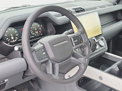 New 2026 Land Rover Defender 130 X-Dynamic SE image 16