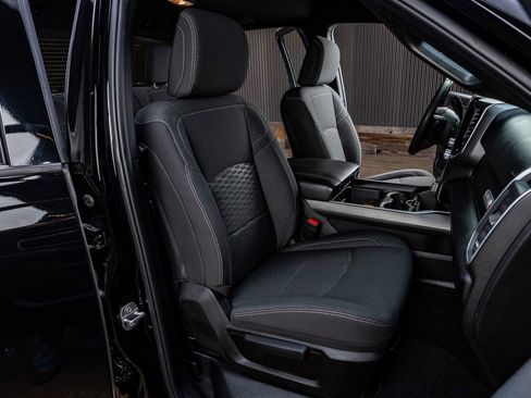 Used 2025 RAM 3500 Lone Star image 30