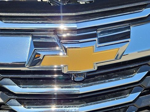 Used 2025 Chevrolet Equinox LT FWD image 31
