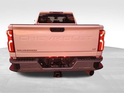Used 2024 Chevrolet Silverado 3500 LT image 4