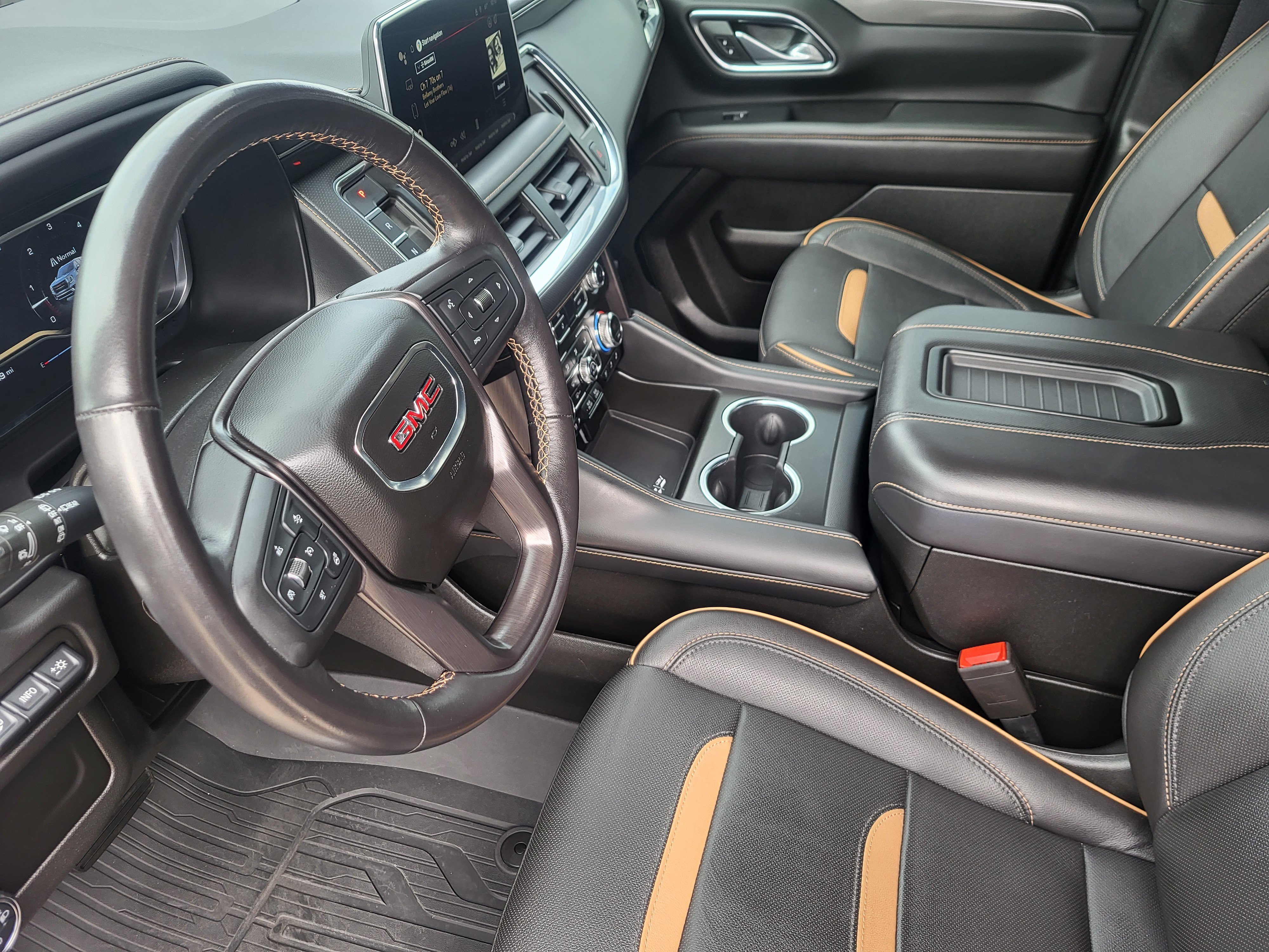 Used 2023 GMC Yukon XL AT4 w/ AT4 Premium Package AWD/4WD image 13