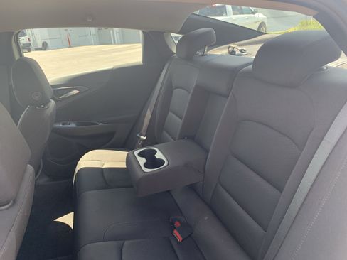 Used 2023 Chevrolet Malibu LT FWD image 32
