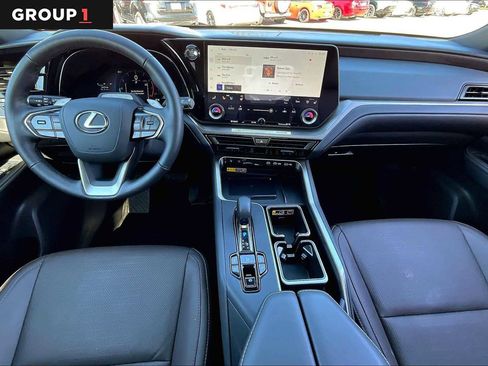 Used 2025 Lexus TX 350 AWD image 12