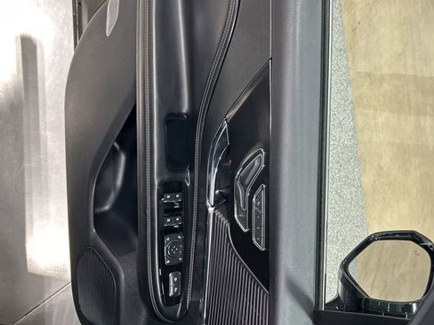 Certified 2022 Lincoln Corsair AWD w/ Premium Package image 11