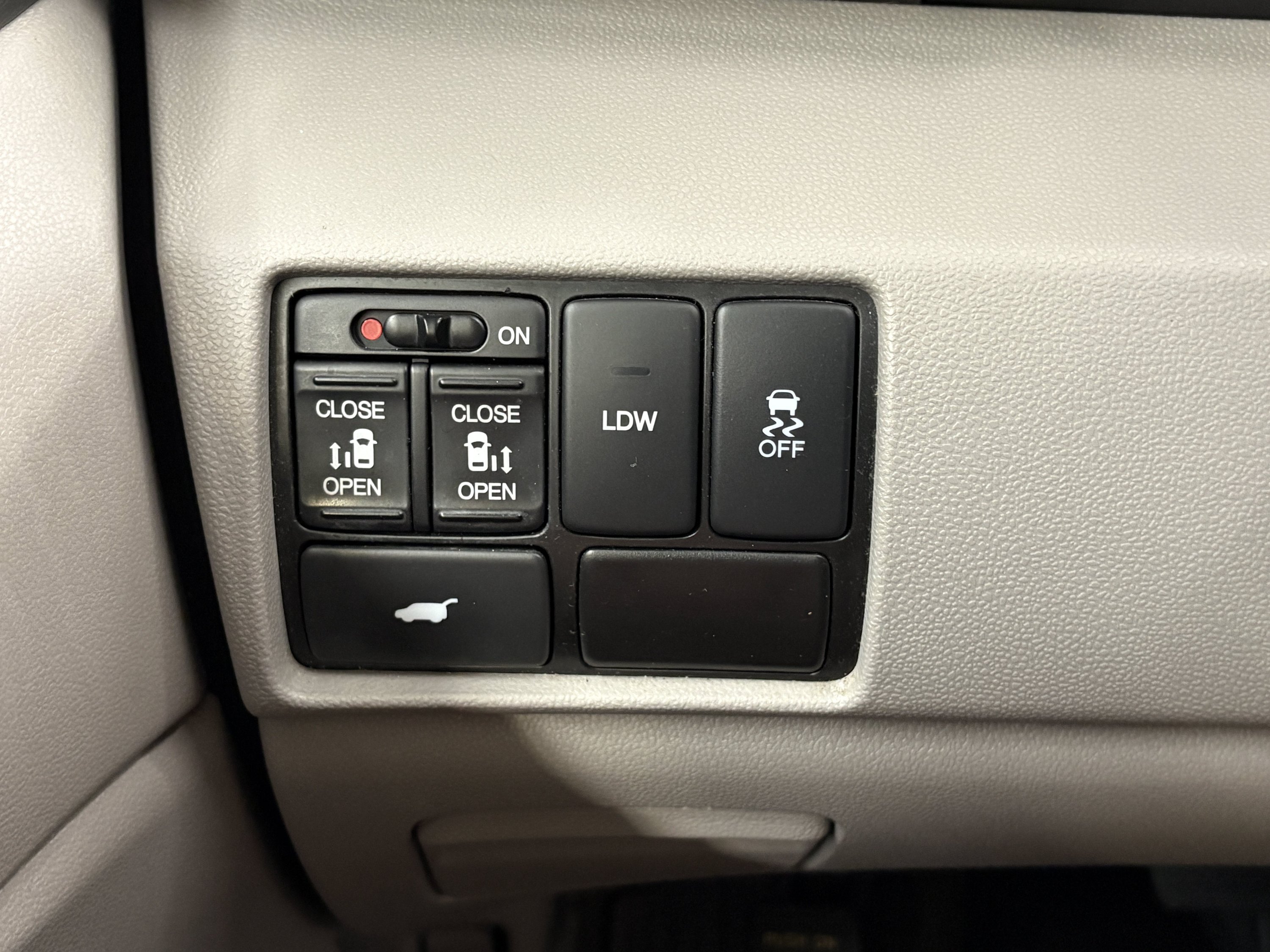 Used 2015 Honda Odyssey EX-L image 22