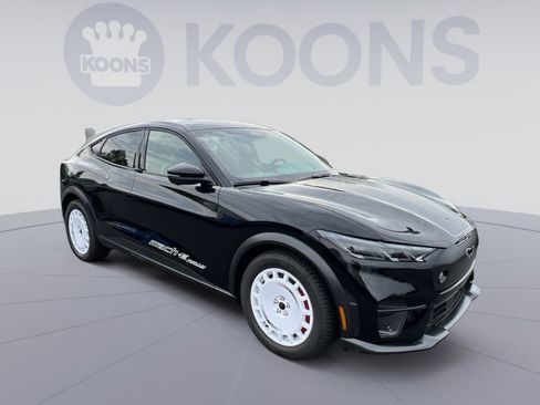 New 2025 Ford Mustang Mach-E GT image 10