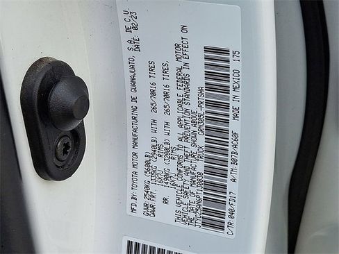 Certified 2023 Toyota Tacoma TRD Off-Road image 26