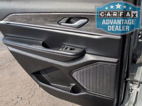 Used 2023 Jeep Grand Cherokee L Limited image 10