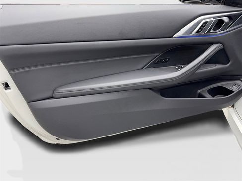 Used 2023 BMW 430i Coupe w/ Convenience Package image 31