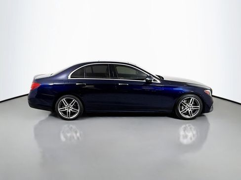 Used 2020 Mercedes-Benz E 350 Sedan image 4