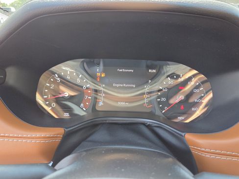 Used 2025 Jeep Compass Limited AWD/4WD image 23