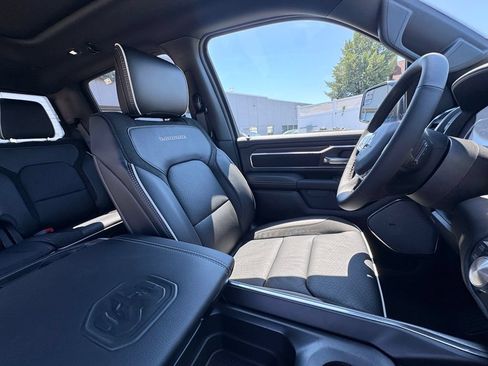 New 2026 RAM 1500 Laramie AWD/4WD image 21