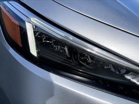 Used 2023 Honda Civic Sport image 27