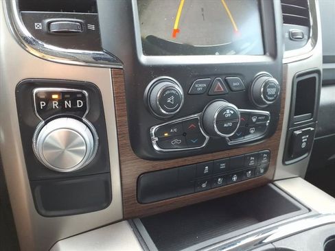 Used 2017 RAM 1500 Laramie w/ Convenience Group image 16