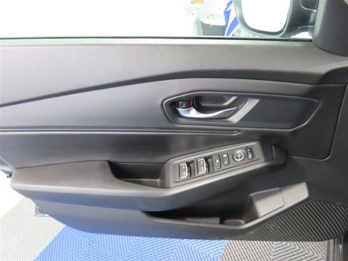 Used 2025 Honda Accord SE image 10