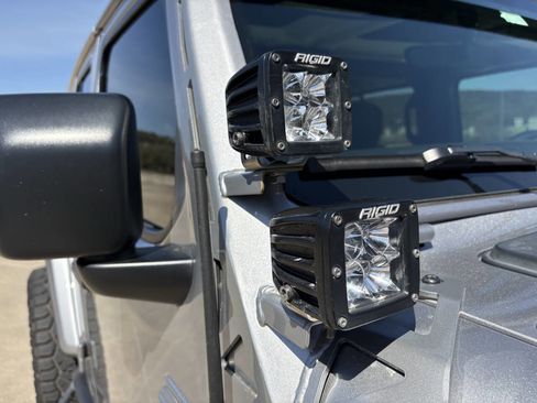 Used 2021 Jeep Wrangler Unlimited Sahara image 17