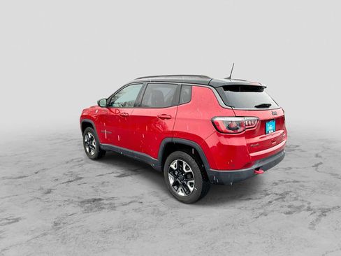 Used 2018 Jeep Compass Trailhawk w/ Leather Interior Group AWD/4WD image 6