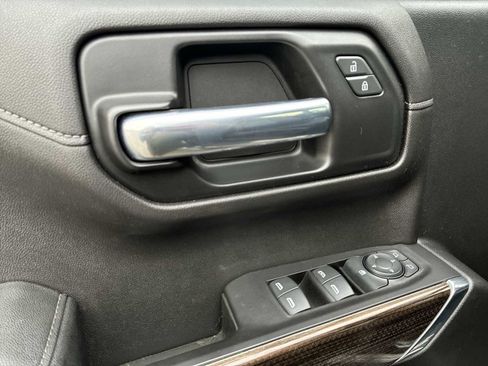 Used 2020 Chevrolet Silverado 1500 LT Trail Boss image 23