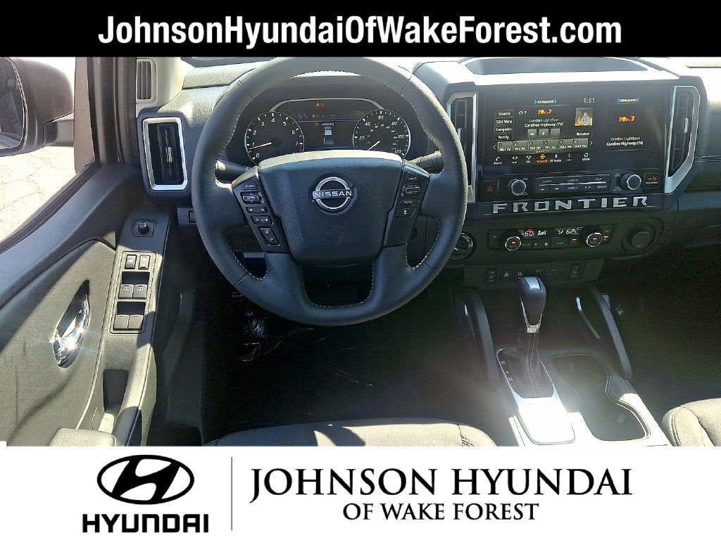 Used 2026 Nissan Frontier SV w/ All-Weather Content Package AWD/4WD image 13