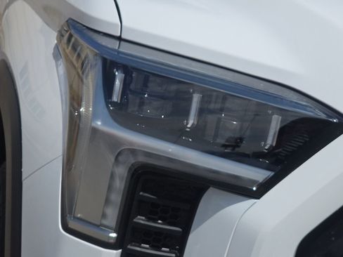 New 2026 Toyota Tundra Limited AWD/4WD image 8