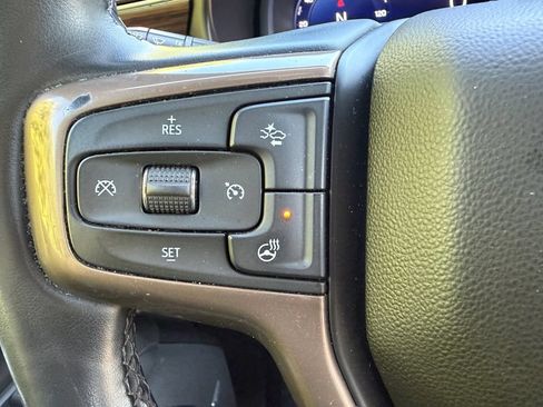 Used 2023 Chevrolet Suburban High Country AWD/4WD image 29