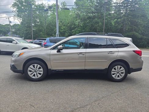 Used 2016 Subaru Outback 2.5i Premium AWD/4WD image 22