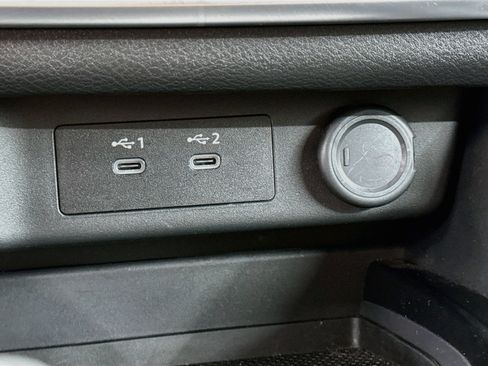 Used 2024 Nissan Rogue S FWD image 25