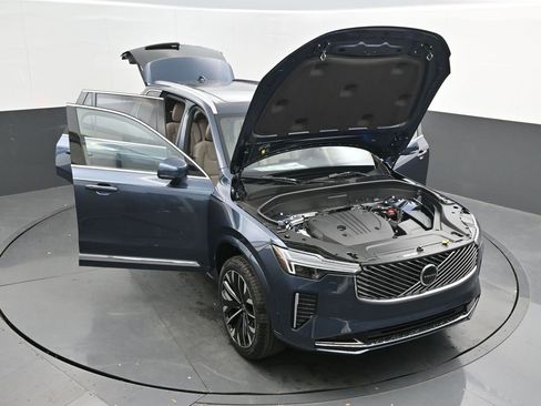 New 2026 Volvo XC90 B5 Ultra image 40