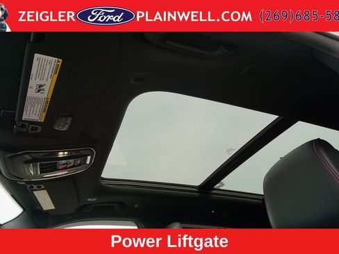 Used 2022 Jeep Grand Cherokee Trailhawk w/ ADV Protech Group II AWD/4WD image 18