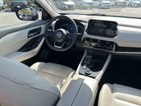 Certified 2023 Nissan Rogue SL w/ SL Premium Package image 11