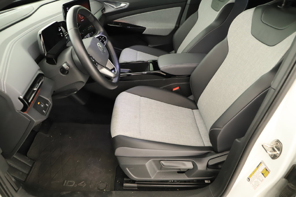 Used 2024 Volkswagen ID.4 2WD image 22