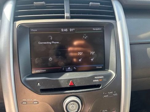 Used 2013 Ford Edge SEL FWD image 12