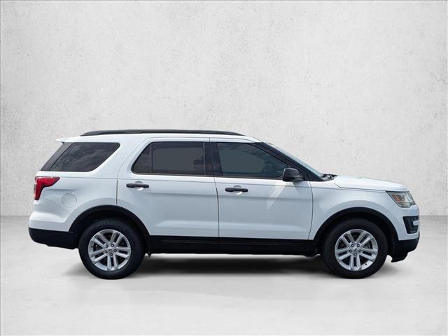 Used 2016 Ford Explorer FWD image 4