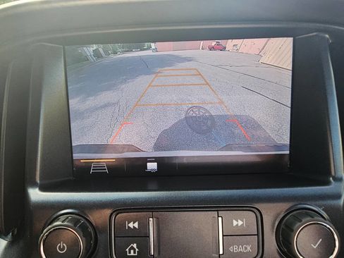 Used 2019 Chevrolet Colorado ZR2 w/ ZR2 Midnight Special Edition image 22