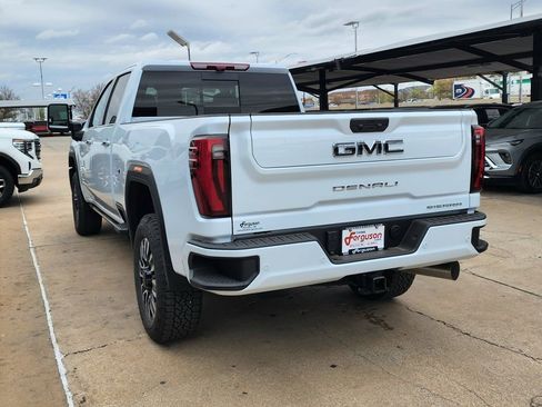 New 2026 GMC Sierra 2500 Denali Ultimate image 5